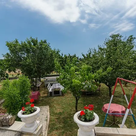 Mijat Apartament *