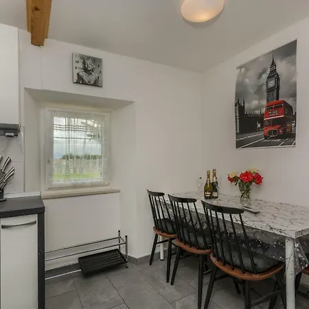 Mijat Apartament Novigrad (Istria)