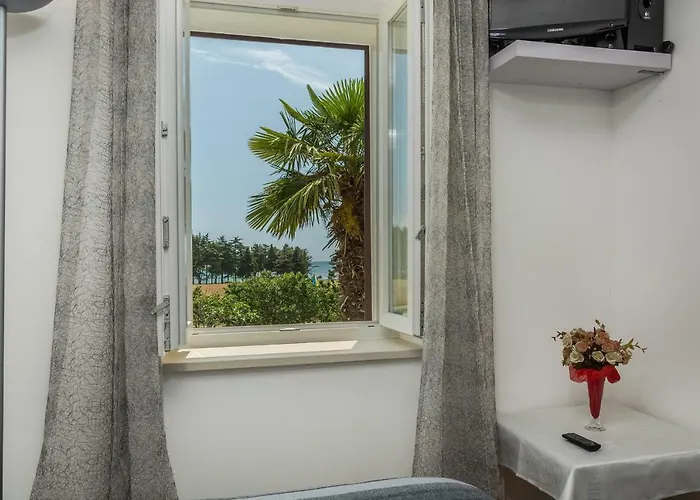 Mijat Διαμέρισμα Novigrad Istria