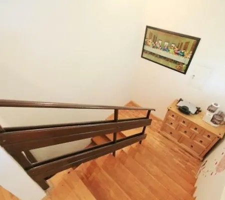 Mijat Apartment *