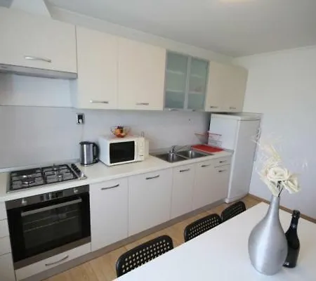 Mijat Apartment